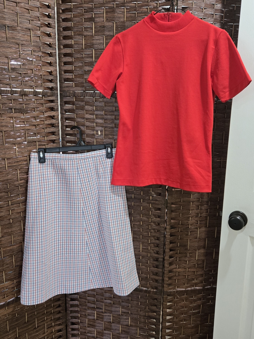 Vintage Blouse & Skirt Set. Medium.